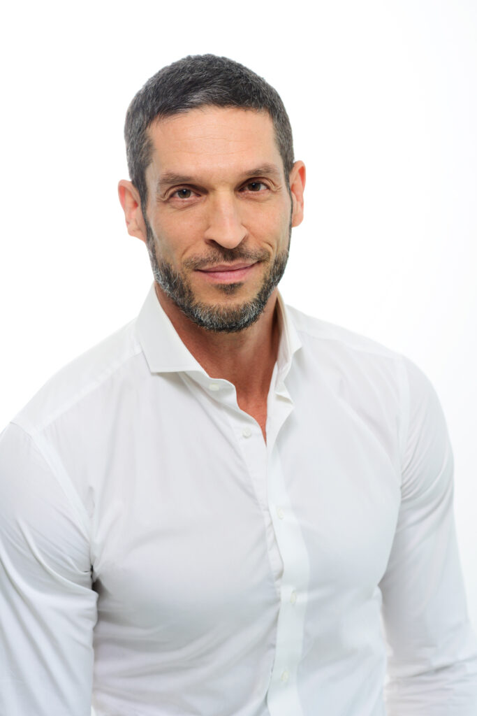 Zahnarzt Boris Nikas in der Zahnarztpraxis St. Albantor Zahnarzt in Basel